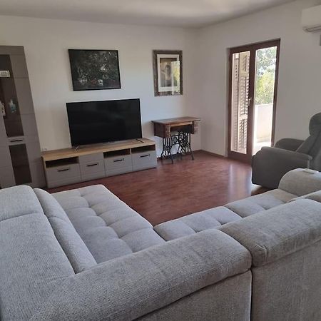 Apartman Flavio Skrbčići Eksteriør bilde