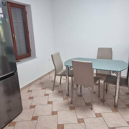 Apartman Flavio Skrbčići Eksteriør bilde